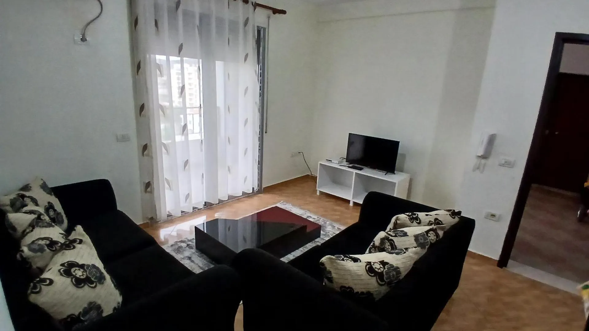Aprtament For Rent Apartment Vlore